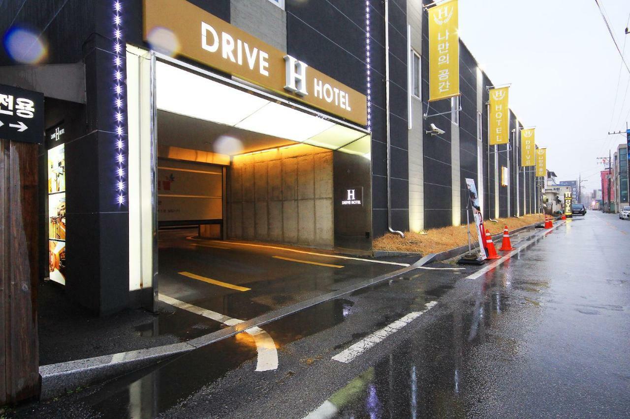 H Drive Hotel Iksan Εξωτερικό φωτογραφία