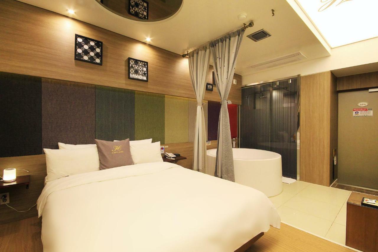 H Drive Hotel Iksan Εξωτερικό φωτογραφία