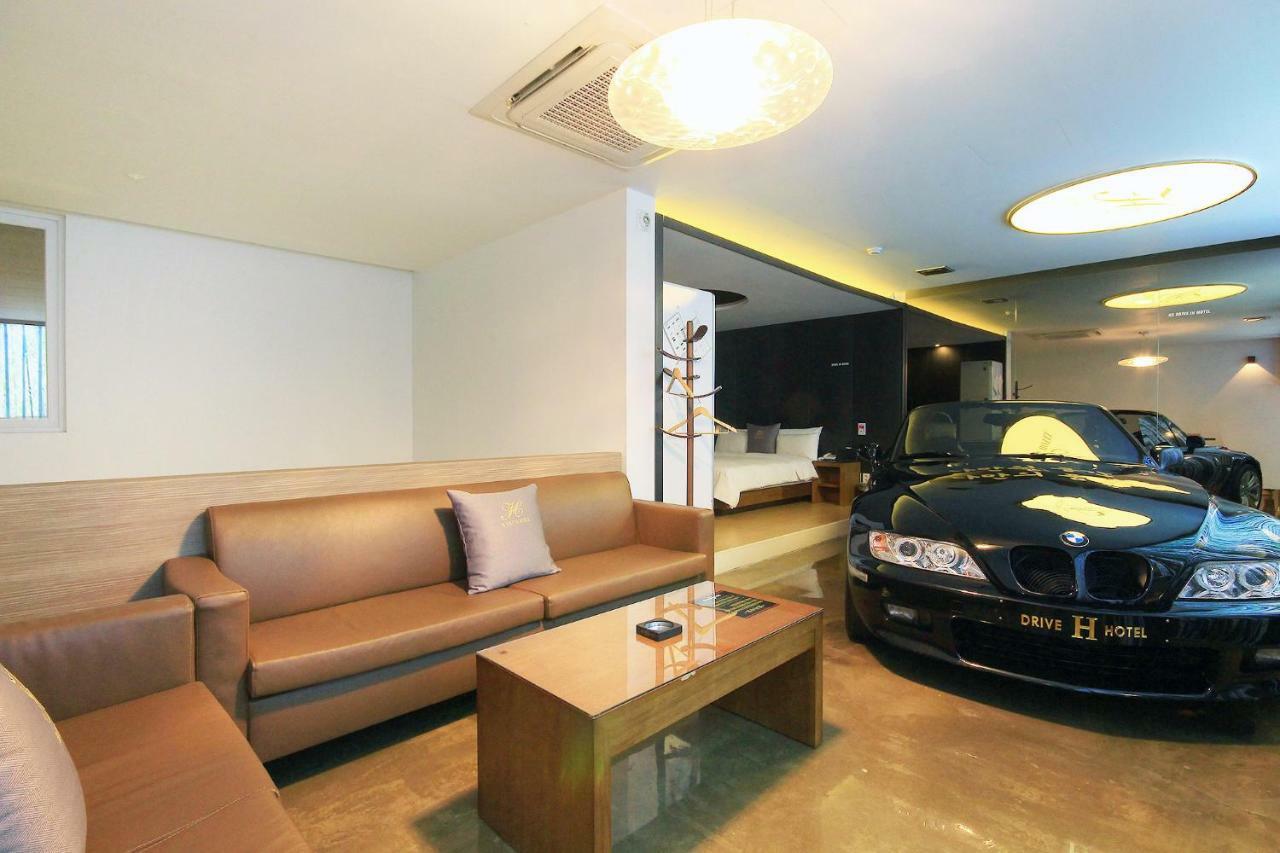 H Drive Hotel Iksan Εξωτερικό φωτογραφία