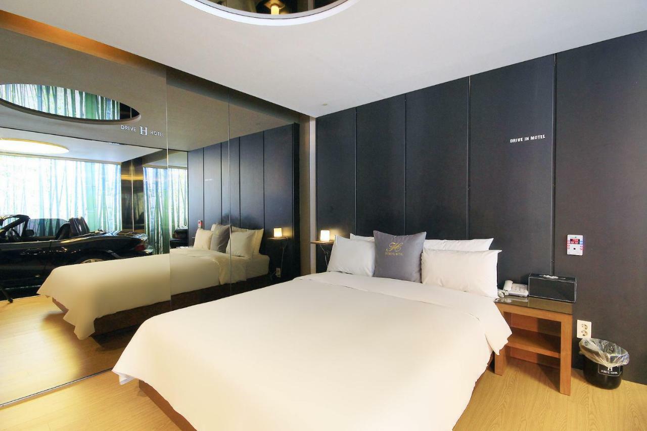 H Drive Hotel Iksan Εξωτερικό φωτογραφία